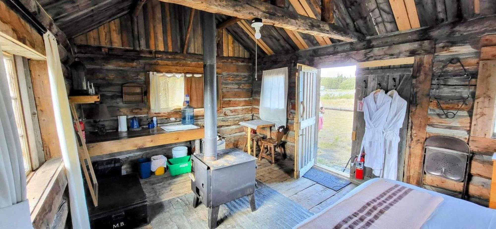Mount Logan Ecolodge & Retreat Center Haines Junction Dış mekan fotoğraf