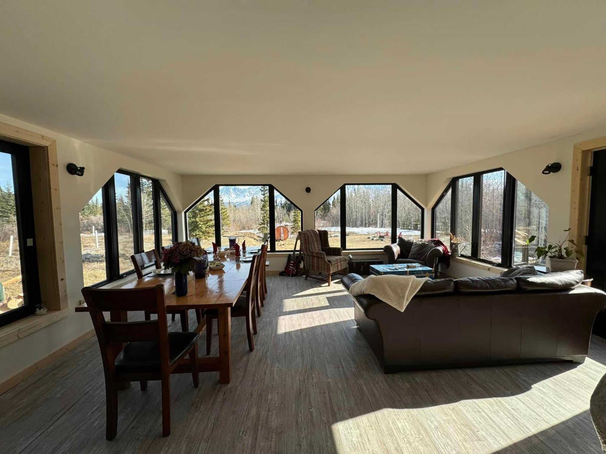 Mount Logan Ecolodge & Retreat Center Haines Junction Dış mekan fotoğraf