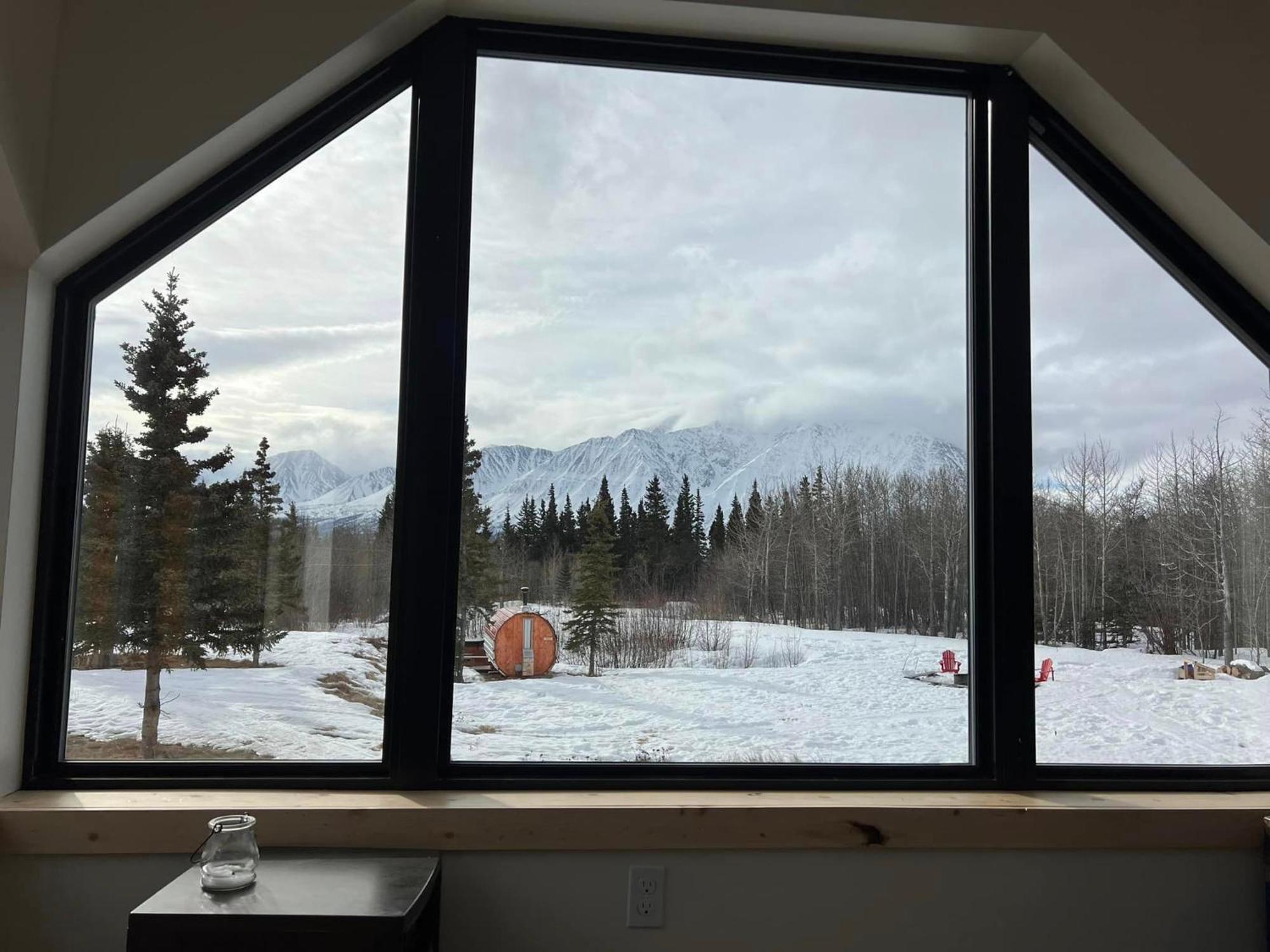 Mount Logan Ecolodge & Retreat Center Haines Junction Dış mekan fotoğraf